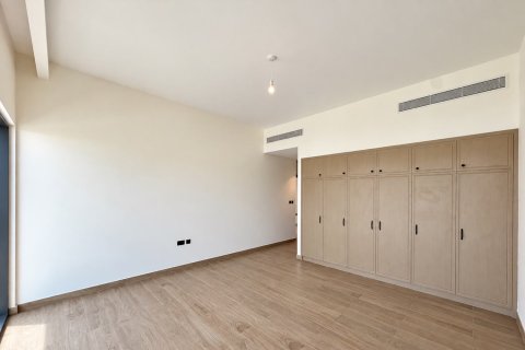Villa de 6 dormitorios en Damac Lagoons, UAE No. 215387 12