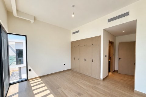 Villa de 6 dormitorios en Damac Lagoons, UAE No. 215387 21