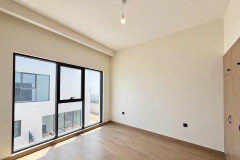 Villa de 6 dormitorios en Damac Lagoons, UAE No. 215387 15