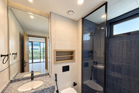 Villa de 6 dormitorios en Damac Lagoons, UAE No. 215387 10