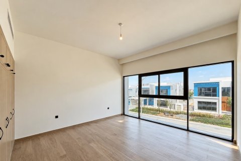 Villa de 6 dormitorios en Damac Lagoons, UAE No. 215387 11