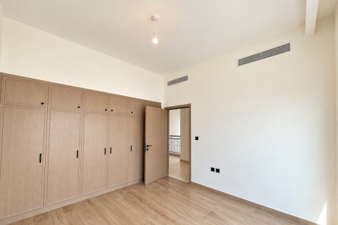 Villa de 6 dormitorios en Damac Lagoons, UAE No. 215387 16