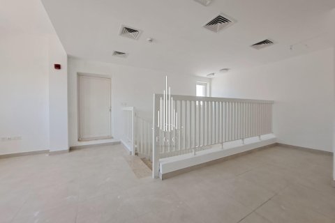 Villa de 3 chambres à Airport Road, UAE No. 24623 13
