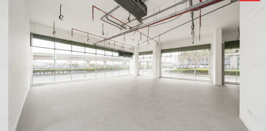 199.5m² Shop in Jebel Ali, UAE No. 203094