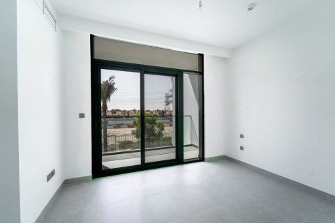 3 bedrooms Townhouse in Dubai, UAE No. 217079 9