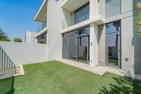 3 bedrooms Townhouse in Dubai, UAE No. 217079 18