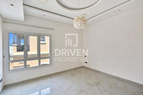 Villa de 5 dormitorios en The Villa, UAE No. 214139 9