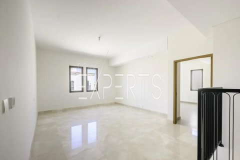 Villa de 4 chambres à Khalifa City, UAE No. 225081 10