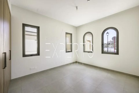Villa de 4 chambres à Khalifa City, UAE No. 225081 7