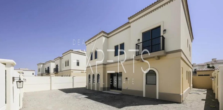 Villa de 4 chambres à Khalifa City, UAE No. 225081