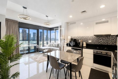 Apartment de 3 dormitorios en Aykon City, UAE No. 221421