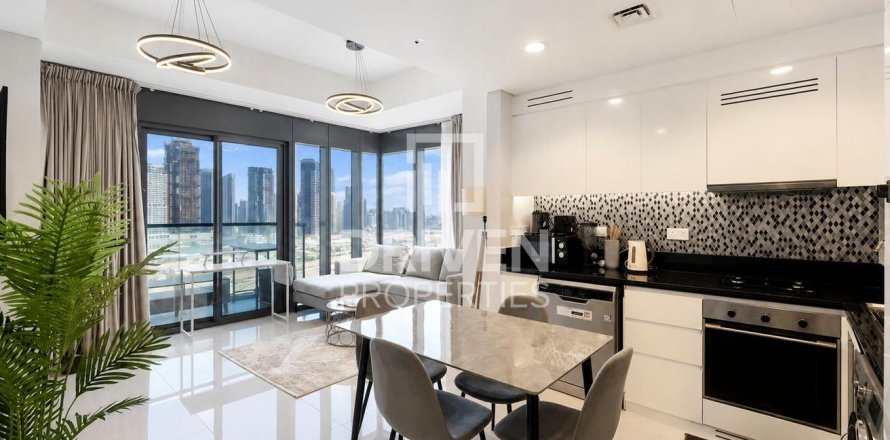 Apartment de 3 dormitorios en Aykon City, UAE No. 221421