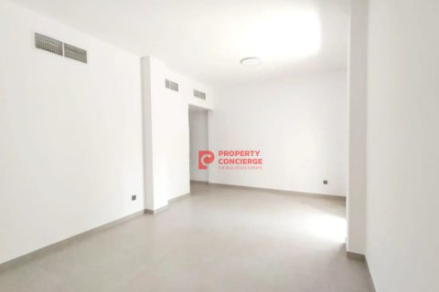 Apartment de 2 dormitorios en The Gardens, UAE No. 39683 3