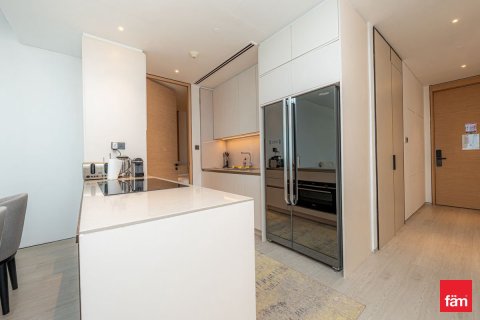 3 bedrooms Apartment in Dubai, UAE No. 215830 6