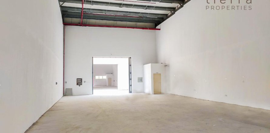 278.7m² Warehouse in Al Khawaneej, UAE No. 48809