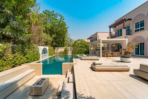 2 bedrooms Villa in Jumeirah Village Triangle, UAE No. 217109 4