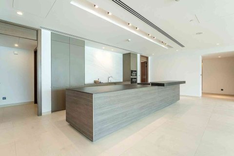3 bedrooms Apartment in Dubai, UAE No. 217172 9