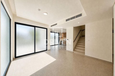 Townhouse de 4 chambres à The Valley, UAE No. 221514