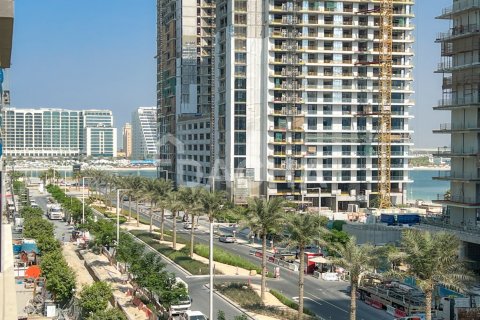 Квартира с 1 спальней в EMAAR Beachfront, ОАЭ №162157 7