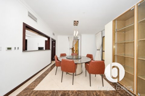 3 bedrooms Apartment in Jumeirah Beach Residence, UAE No. 208430 12