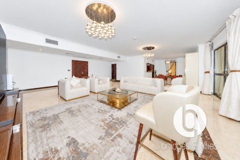 3 bedrooms Apartment in Jumeirah Beach Residence, UAE No. 208430 3