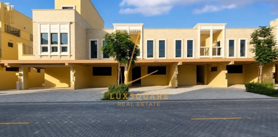 4 bedrooms Villa in Damac Lagoons, UAE No. 213384
