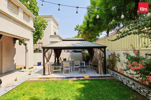 5 bedrooms Villa in Dubai, UAE No. 213883 12