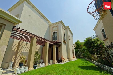5 bedrooms Villa in Dubai, UAE No. 213883 4