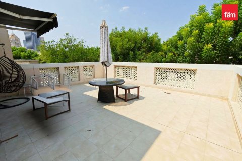 5 bedrooms Villa in Dubai, UAE No. 213883 16