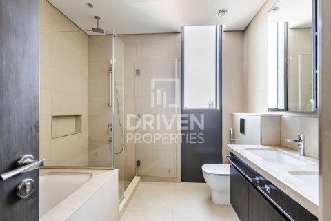 Apartment de 2 dormitorios en Zabeel, UAE No. 214217 11