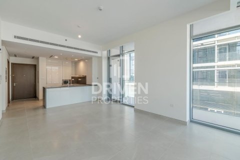 2 bedrooms Apartment in Al Wasl, UAE No. 211470