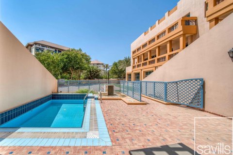 3 bedrooms Apartment in The Crescent, UAE No. 211121