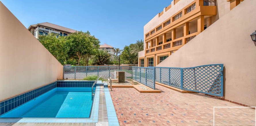 3 bedrooms Apartment in The Crescent, UAE No. 211121