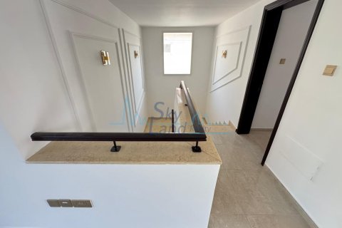 Villa de 5 dormitorios en Jumeirah, UAE No. 127105 17