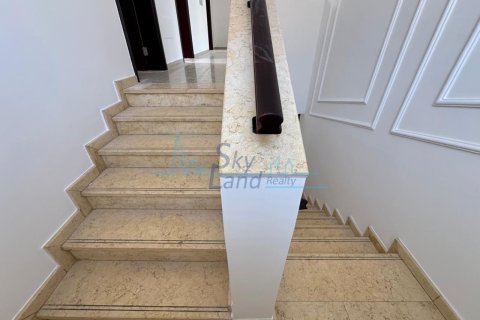Villa de 5 dormitorios en Jumeirah, UAE No. 127105 23