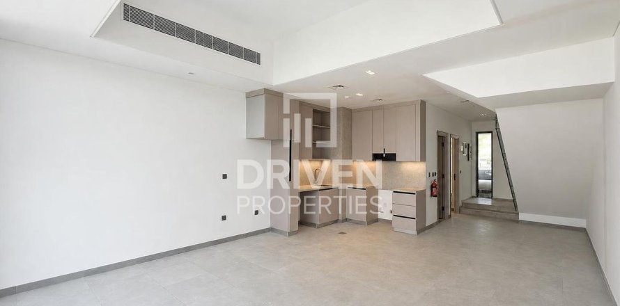 Townhouse de 2 dormitorios en Mohammed Bin Rashid City, UAE No. 223203