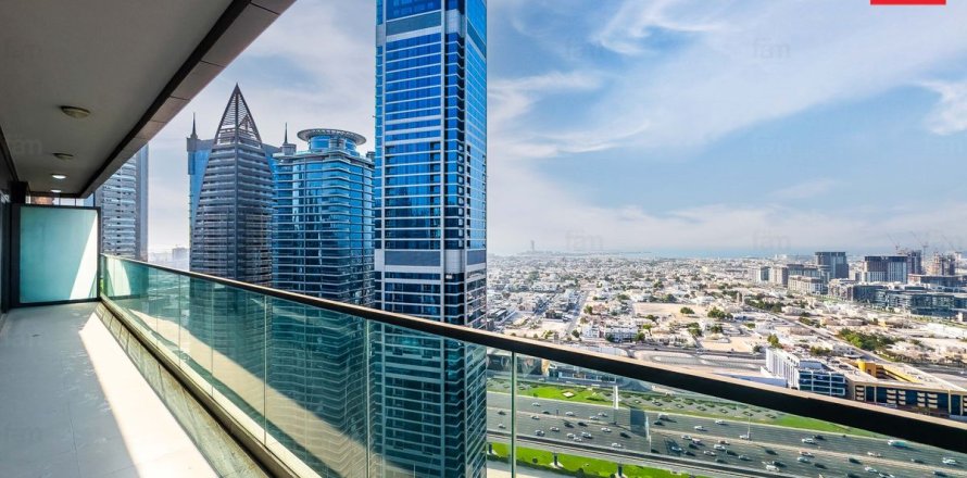 Apartment de 2 dormitorios en Business Bay, UAE No. 219166