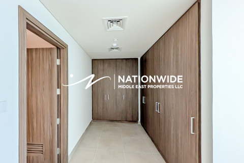 3 bedrooms Duplex in Abu Dhabi, UAE No. 134404 6