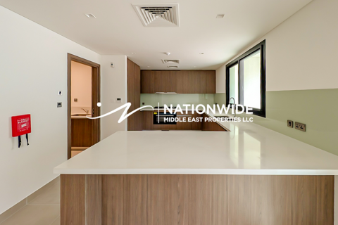 3 bedrooms Duplex in Abu Dhabi, UAE No. 134404 13