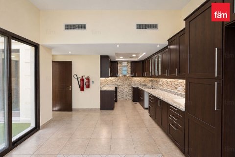 4 bedrooms Townhouse in Dubai, UAE No. 219994 21