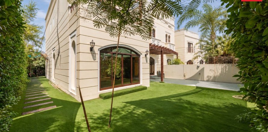 4 bedrooms Townhouse in Dubai, UAE No. 219994