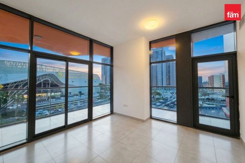 2 bedrooms Apartment in Dubai, UAE No. 213305