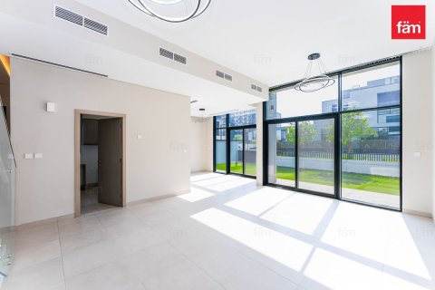 Вилла с 4 спальнями в Al Furjan, ОАЭ №223799 4