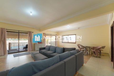 Земельный участок 1393.5м² в Халифа-Сити, ОАЭ №120535 22
