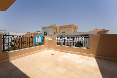 Земельный участок 1393.5м² в Халифа-Сити, ОАЭ №120535 4