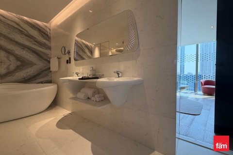 1 bedroom Apartment in Business Bay, UAE No. 216242 16