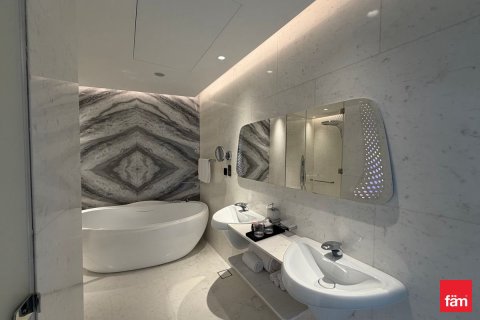 1 bedroom Apartment in Business Bay, UAE No. 216242 4