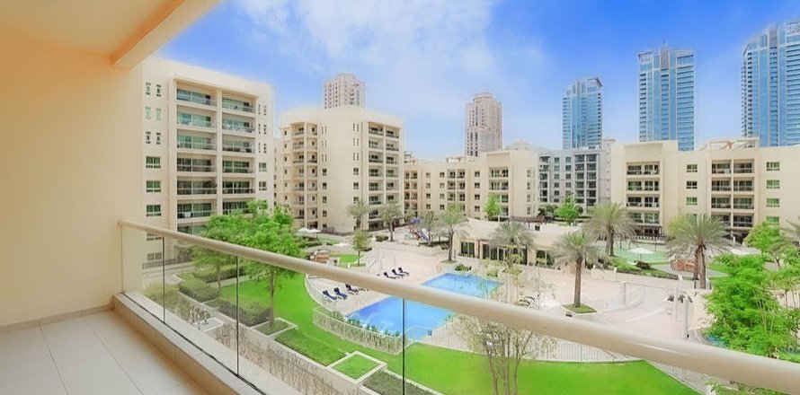 Apartment de 2 dormitorios en Greens, UAE No. 221714
