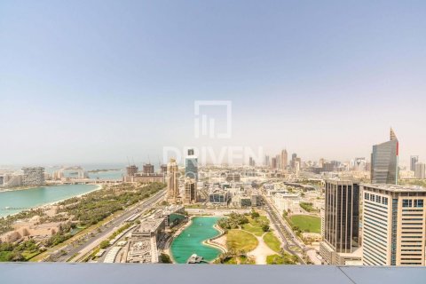 Apartment de 3 dormitorios en Marina Arcade Tower, UAE No. 202748 3