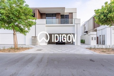 Вилла с 4 спальнями в District One, ОАЭ №220372